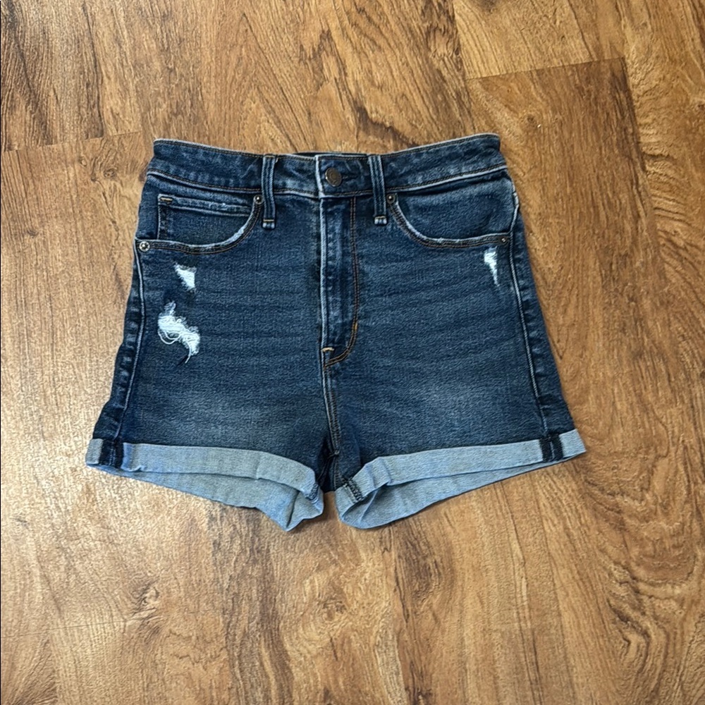 Abercrombie & Fitch Dark Blue Simone High Rise Short. 25/0.